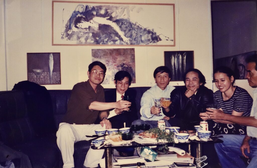 Hoang Phu Ngoc Tuong, Boi Tran, Nguyen Trong Tao, Nguyen Quoc Thang, Mr Oanh, Unknown (right to left) at Boi Tran Art Gallery, Tran Hung Dao, Hue, circa 1995.