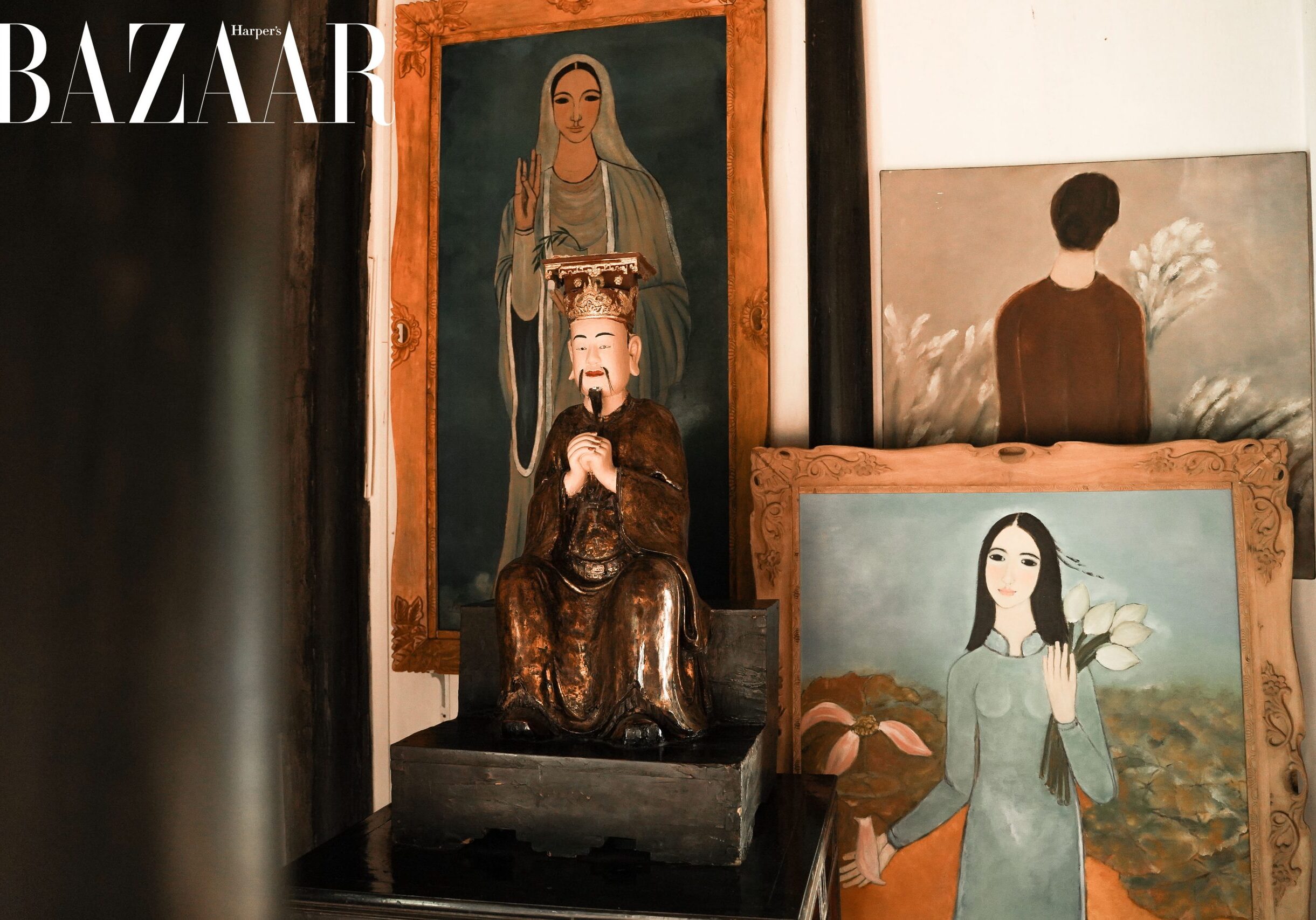 The works are executed in traditional lacquer and oil painting