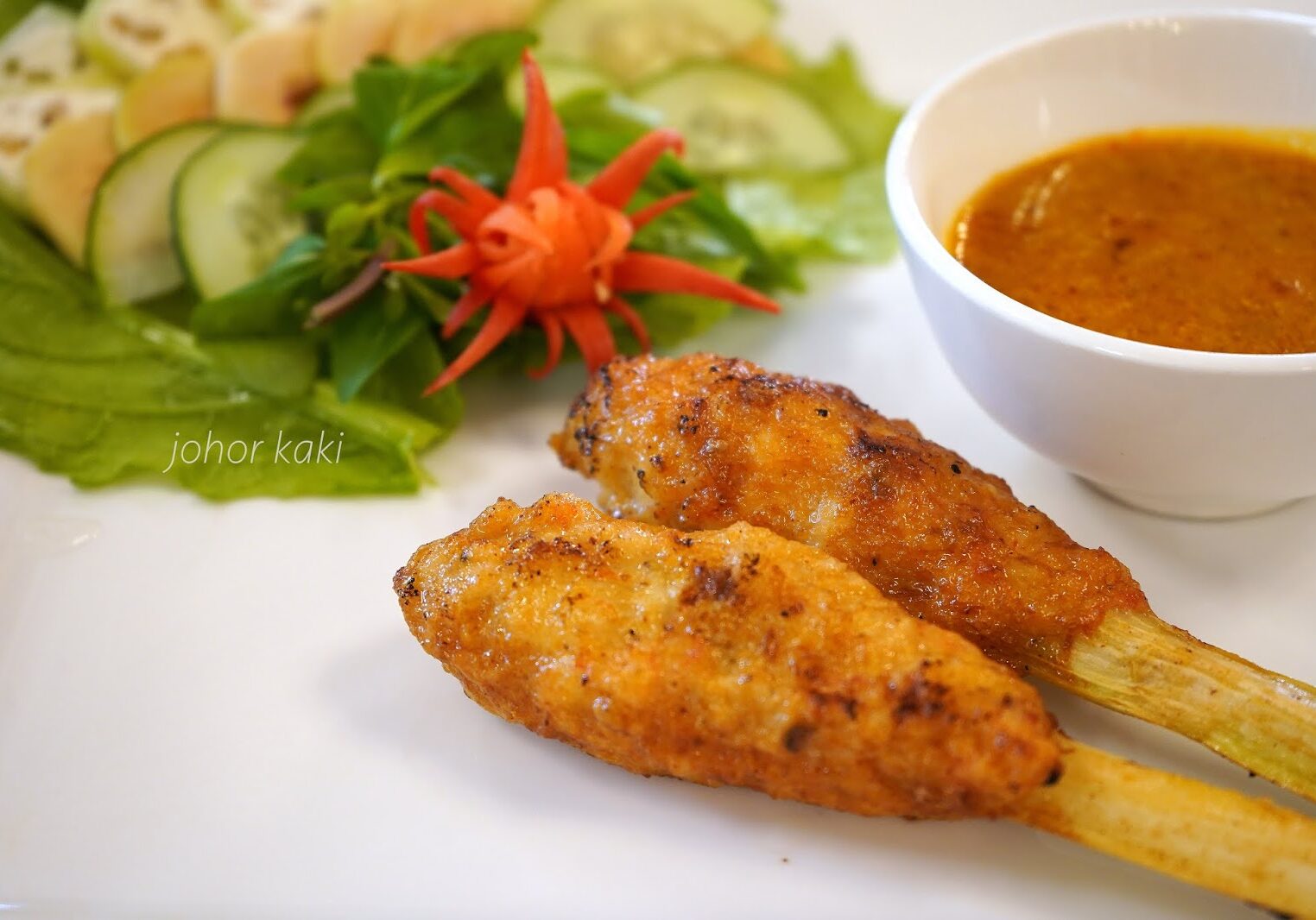 The Hue To Go by KF Seetoh | Royal Cuisine & Cultural Interview at Boi Tran Garden