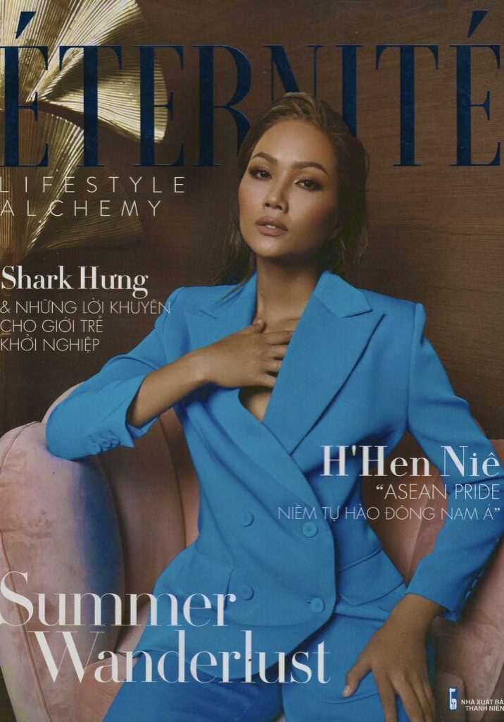 Éternité Magazine: Cloud Landing Collection, Designer Tran Thien Khanh and Photographer Tran Dinh Thuc Doan.
